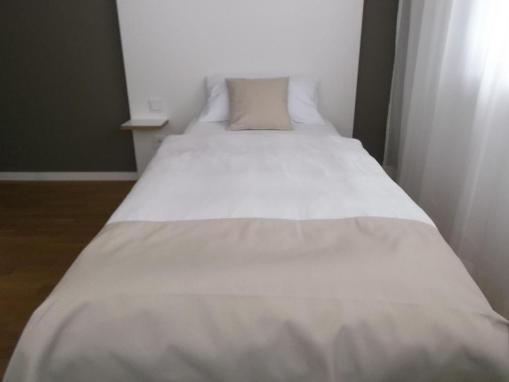 Art Hotel Ufer Düsseldorf Szoba fotó